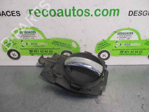 Used Front right interior door handle CITROËN C2 (JM_) 1.4 HDi (68 hp) 3217431