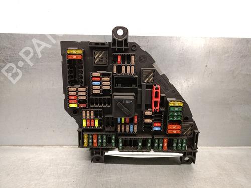 Used Fuse box BMW 5 Touring (F11) 520 d (163 hp) 22248852