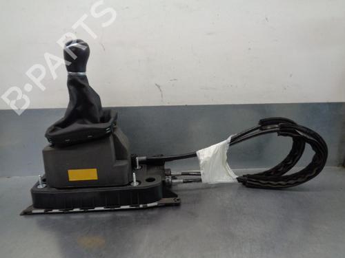 Used Gear lever VW POLO VI (AW1, BZ1, AE1) 1.6 TDI (95 hp) 12982900