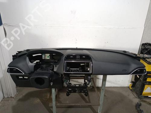 Used Dashboard Dashboard JAGUAR F-PACE (X761) 2.0 TD4 AWD (180 hp) 33755880 33755880