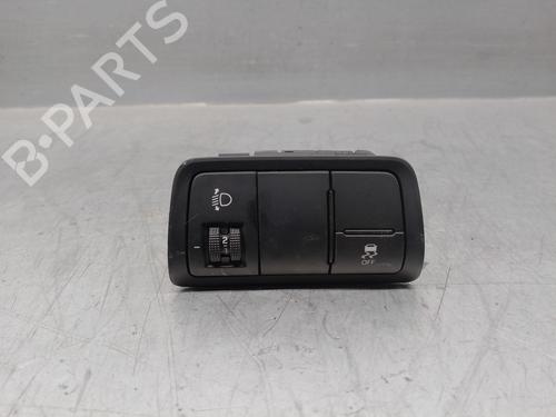 Used Headlight switch HYUNDAI i20 II (GB, IB) 1.0 T-GDI (101 hp) 16910860