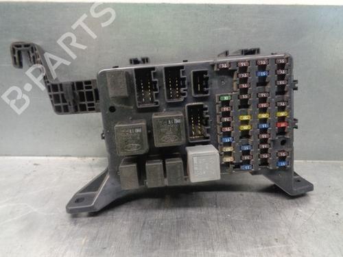 Used Fuse box FORD MONDEO III Turnier (BWY) 2.0 16V (146 hp) 10228993