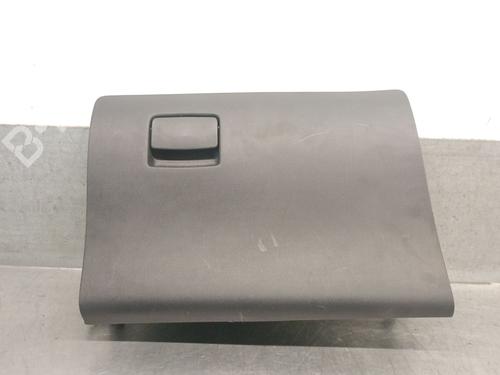 Used Glove box SEAT IBIZA III (6L1) 1.9 TDI (131 hp) 28048604
