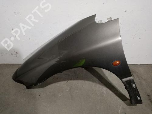 Forkjerm venstre CHRYSLER VOYAGER / GRAND VOYAGER III (GS_, NS_) 3.8 (178 hp) 32249658