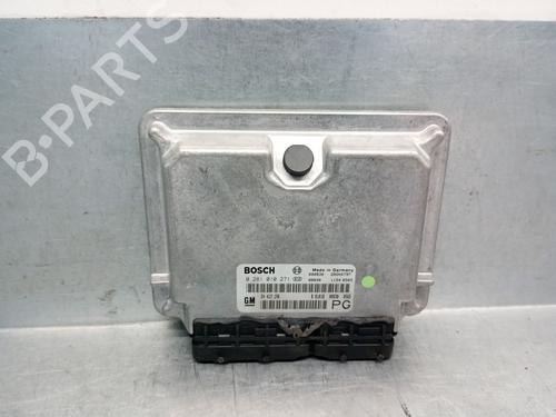 Used Engine control unit (ECU) OPEL VECTRA B Hatchback (J96) [1995-2003]  29421725