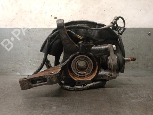 Used Right front steering knuckle HYUNDAI TUCSON (JM) 2.0 CRDi (136 hp) 25979124