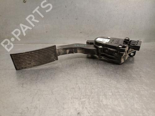 Used Pedal NISSAN NAVARA NP300 Pickup (D23, D23T) 2.3 dCi (190 hp) 22722331