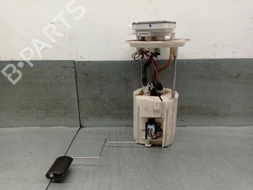 Used Fuel pump KIA SORENTO III (UM) 2.2 CRDi (200 hp) 27548522