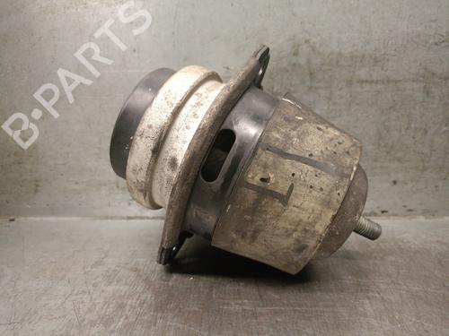 Used Engine mount AUDI Q7 (4LB) 3.0 TDI quattro (233 hp) 27855069