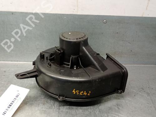 Used Heater blower motor Heater blower motor VW POLO V (6R1, 6C1) 1.2 (60 hp) 32860134 32860134