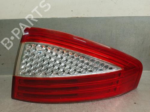 Used Right taillight FORD MONDEO IV (BA7) 2.0 TDCi (140 hp) 31246950