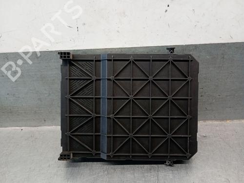 Fuse box PEUGEOT 407 SW (6E_, 6D_) 2.0 HDi 135 | BP24513706E1 