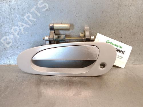 Used Front left exterior door handle Front left exterior door handle HONDA CIVIC VII Hatchback (EU, EP, EV) 1.7 CTDi (EP4, EU9) (100 hp) 40498471 40498471