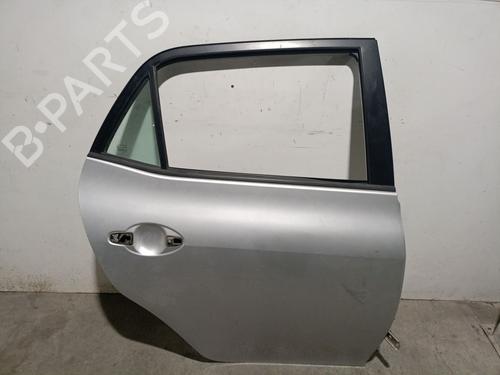Puerta trasera derecha TOYOTA AURIS (_E18_) 1.3 Dual-VVTi (NRE180_, NRE180R) (99 hp) 31775313
