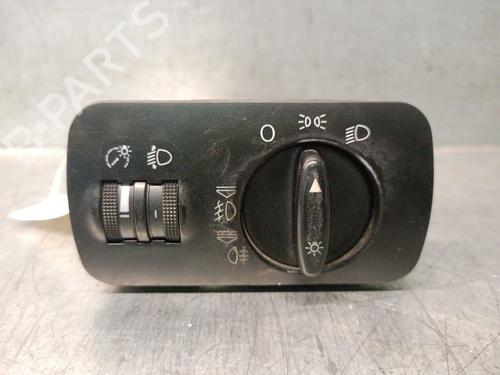 Forlygtekontakt AUDI A3 (8L1) 1.9 TDI (130 hp) 32419853