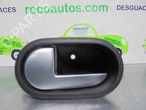 Venstre bak invendig håndtak FORD FIESTA V (JH_, JD_) 1.6 TDCi (90 hp) 3215147