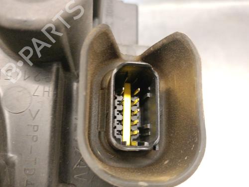 Right headlight PEUGEOT 3008 I MPV (0U_) 1.6 VTi | BP28046663C29 