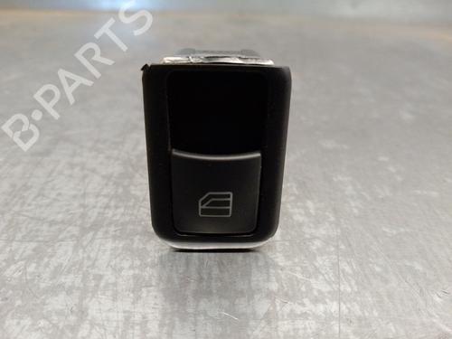 Used Right front window switch MERCEDES-BENZ GLA-CLASS (X156) GLA 200 CDI / d (156.908) (136 hp) 18119307