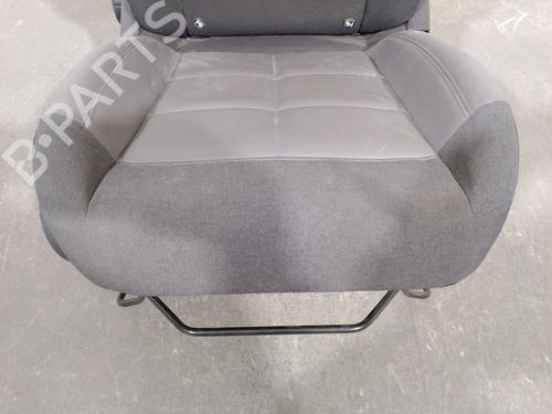 Right front seat CITROËN C5 AIRCROSS (A_) 1.2 PureTech 130 (ARHNSJ) | BP31969215C16