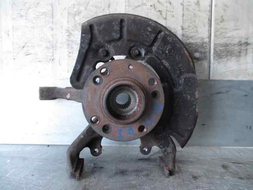 Used Left front steering knuckle VW POLO III (6N1) 45 1.0 (45 hp) 4043390