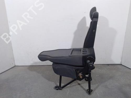 Right front seat RENAULT MASTER III Van (FV) 2.3 dCi 130 FWD (FV0M, FV0Y, FV0J, FV02, FV03) | BP32868198C16  - Image 5