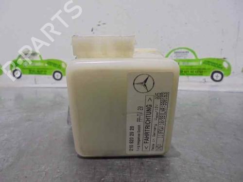 Used Electronic module MERCEDES-BENZ E-CLASS (W210) E 300 Turbo-D (210.025) (177 hp) 2064043