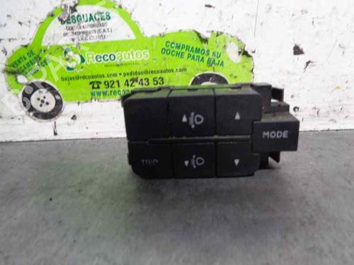 Used Headlight switch IVECO DAILY IV Van 35C14 GV, 35C14 GV/P, 35S14 GV, 35S14 GV/P (136 hp) 20253458