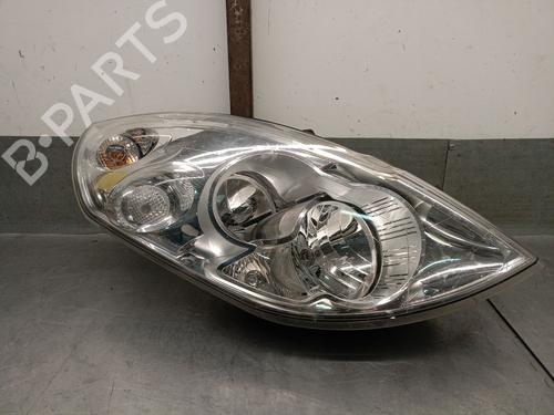Used Right headlight Right headlight RENAULT MASTER III Van (FV) 2.3 dCi 130 FWD (FV0M, FV0Y, FV0J, FV02, FV03) (130 hp) 33705443 33705443