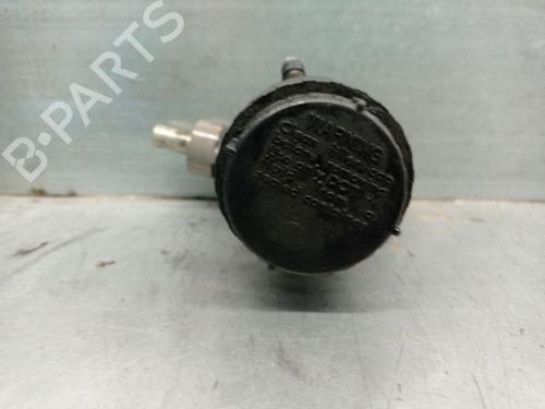 Brake master cylinder VOLVO V40 Estate (645) 1.9 DI | BP27257476M77 