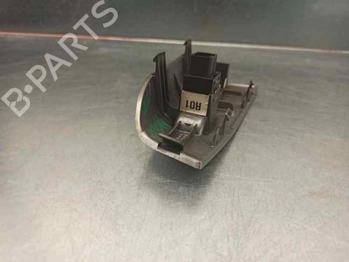 Right rear window switch KIA SPORTAGE II (JE_, KM_) 2.0 CRDi 4WD | BP5788972I28 
