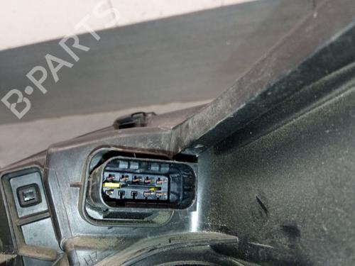 Right headlight PEUGEOT 308 SW II (LC_, LJ_, LR_, LX_, L4_) 1.6 HDi / BlueHDi 115 (LCBHXM, LCBHXT) | BP29182060C29 