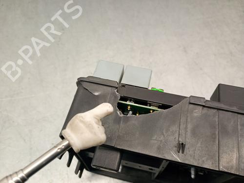 Fuse box OPEL CORSA E (X15) 1.4 LPG (08, 68) | BP23391645E1 