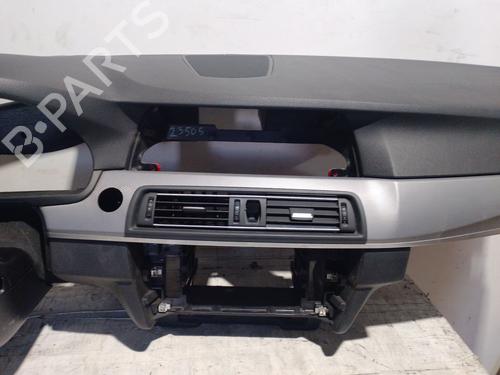 Dashboard BMW 5 (F10) 530 d | BP29078302C46 