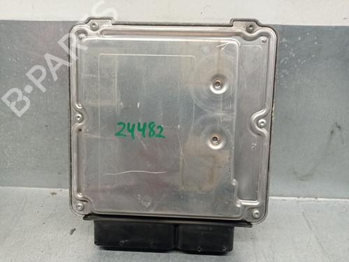 Engine control unit (ECU) VW GOLF V (1K1) 1.9 TDI | BP31642207M57 - Image 2