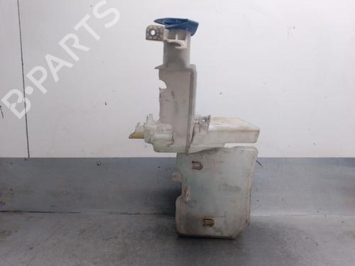 windscreen-washer-tank-vw-passat-b6-3c2-2005-2006-2007-2008-2009-2010-2011-31292529 main image