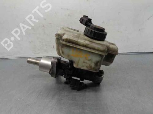 Used Brake master cylinder SKODA OCTAVIA II (1Z3) 1.6 TDI (105 hp) 6559679