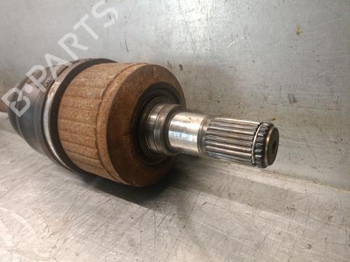 Right front driveshaft HYUNDAI COUPE I (RD) 2.0 16V | BP23330065M39 