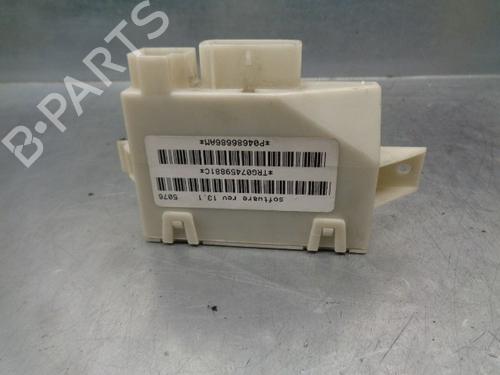 Used Comfort control module CHRYSLER VOYAGER IV (RG, RS) 2.5 CRD (141 hp) 12129688