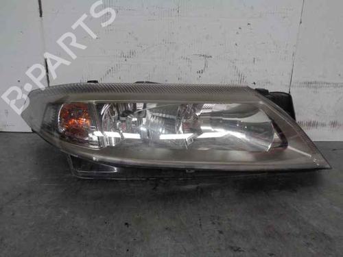 Used Right headlight RENAULT LAGUNA II Grandtour (KG0/1_) 1.9 dCi (KG0G) (120 hp) 8046551