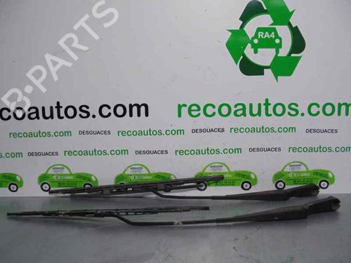 Used Front windshield wiper arm LAND ROVER FREELANDER I (L314) 2.0 DI 4x4 (98 hp) 3471351