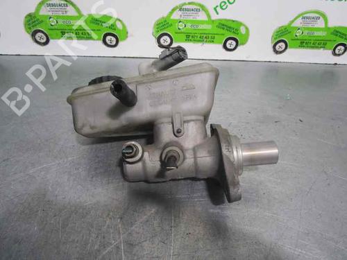 Used Brake master cylinder RENAULT LAGUNA II (BG0/1_) 2.0 16V IDE (BG0N) (140 hp) 2310242