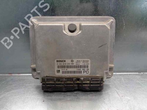 Used Engine control unit (ECU) OPEL ZAFIRA A MPV (T98) 2.0 DTI 16V (F75) (101 hp) 6477556