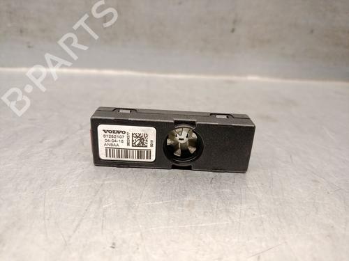 Used Antenna/Base VOLVO V40 Hatchback (525) D2 (120 hp) 26030082