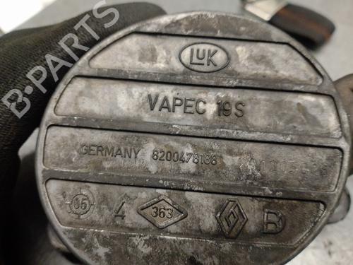 Vacuum pump RENAULT TRAFIC II Van (FL) 2.5 dCi 135 (FL0D) | BP16452930M80 