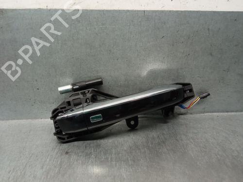 Używane Klamka zewnętrzna drzwi przednich prawych MG MG ZS SUV (AZS1) 1.0 T-GDi (111 hp) 29730168
