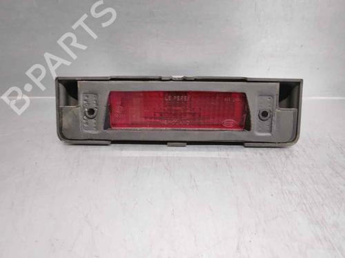 Used Third brake light LAND ROVER DISCOVERY II (L318) 2.5 Td5 4x4 (139 hp) 12055874