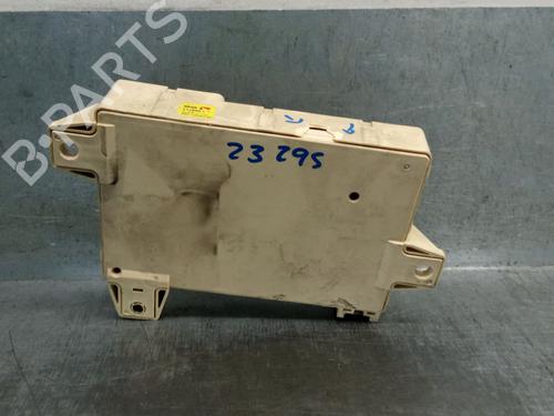 Fuse box JAGUAR S-TYPE II (X200) 3.0 V6 | BP27999667E1 