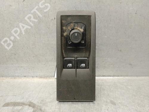 Used Left front window switch Left front window switch VW CRAFTER Van (SY_, SX_) 2.0 TDI FWD (SYB, SYC, SYD) (102 hp) 33294885 33294885