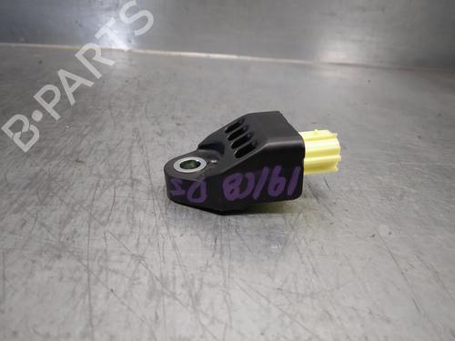 Used Electronic module TOYOTA YARIS (_P13_) 1.5 Hybrid (NHP130_, NHP130) (101 hp) 15981772