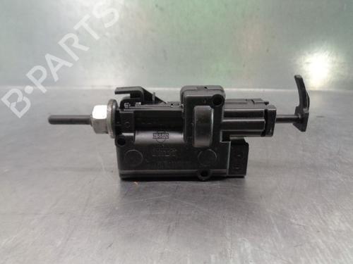 other-mercedes-benz-citan-mpv-w415-8200313376-2012-2013-2014-2015-2016-2017-2018-2019-2020-2021-14332318 main image
